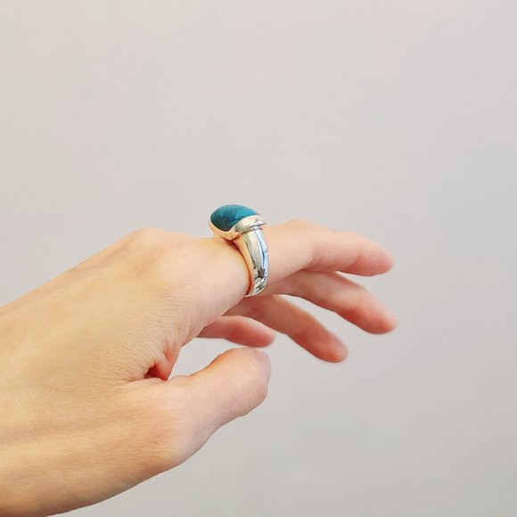 Sterling Silver and Resin Turquoise Center Signet Statement Ring - Picture 3 of 4